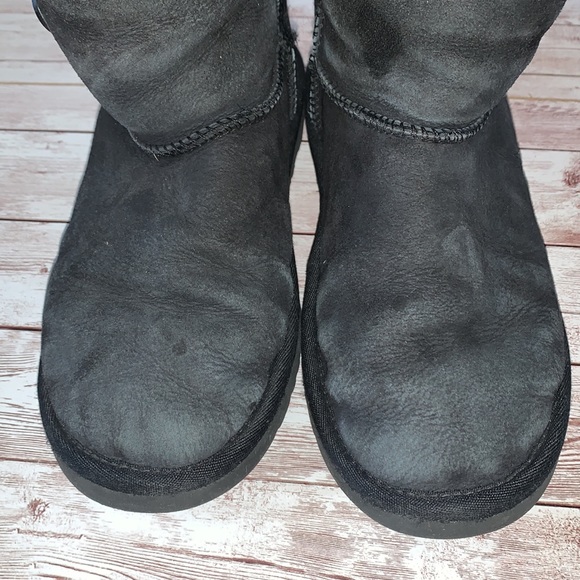 Ugg Australia Black Button Closure Boots - Picture 3 of 7